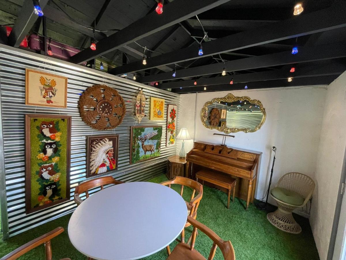 The Aztec Motel & Creative Space 셀리그먼 외부 사진